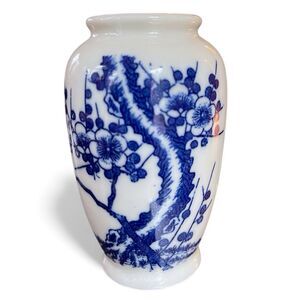 VTG Price Imports Japan Small Cherry Blossom Blue & Off White Vase 3.75" Tall
